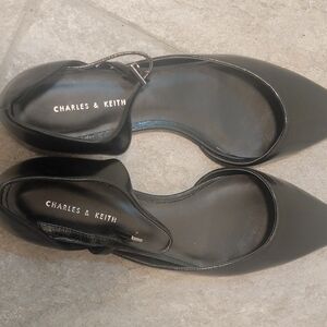 Charles & Keith Black Pointed Flats